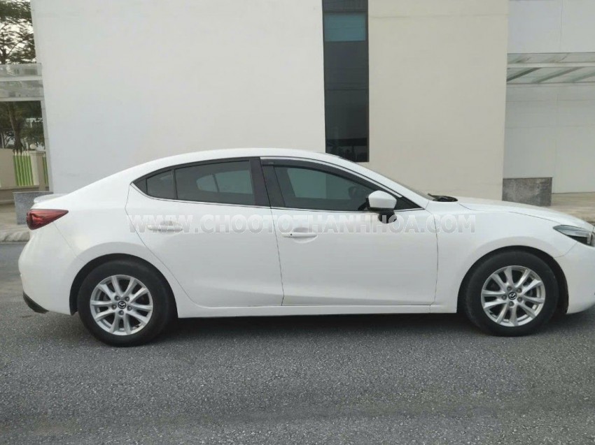 Mazda 3 1.5 AT 2018