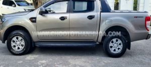 Xe Ford Ranger XLS 2.2L 4x2 AT 2017