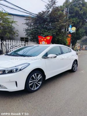 Xe Kia Cerato 1.6 AT 2017