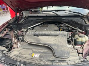 Xe VinFast Lux SA 2.0 Premium 2.0 AT 2019