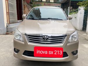 Xe Toyota Innova 2.0E 2013