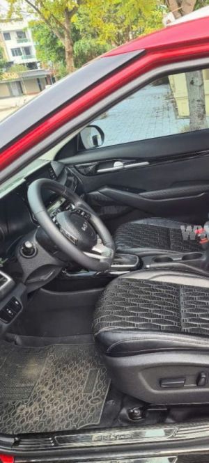 Xe Kia Seltos Luxury 1.4 AT 2022