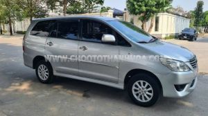 Xe Toyota Innova 2.0E 2013