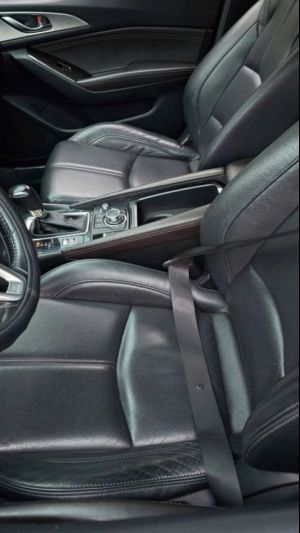 Xe Mazda 3 1.5 AT 2018