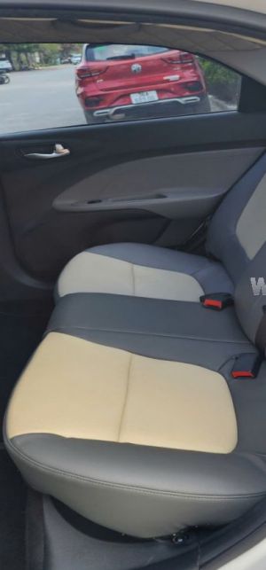 Xe Kia Soluto 1.4 AT Deluxe 2020